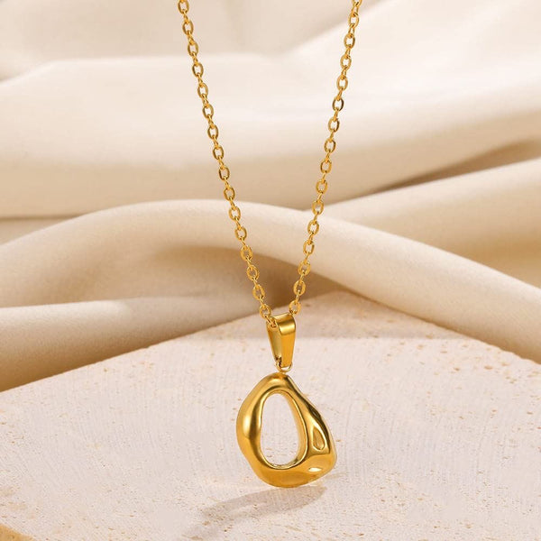 Loop Necklace