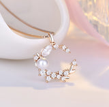 Moonpetal Necklace