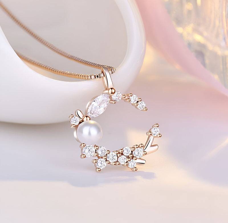 Moonpetal Necklace