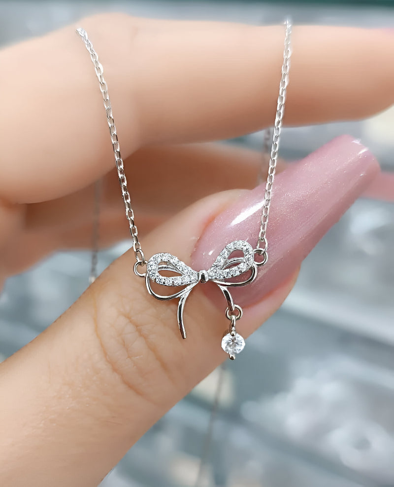 Sparkling Bow Necklace